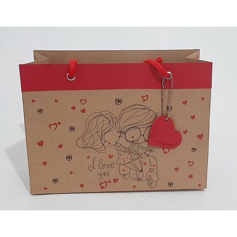 05 Sacolas para Presente + Tag Coração