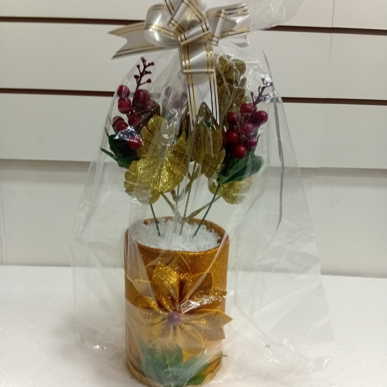 Centro de Mesa Dourado Floral