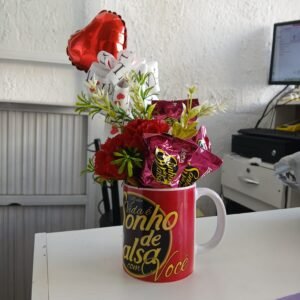 Caneca Floral + bombons c/ Sacola Kraft