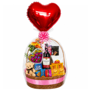 Cesta Especial Completa Vinho, Chocolates e Balão de Coração