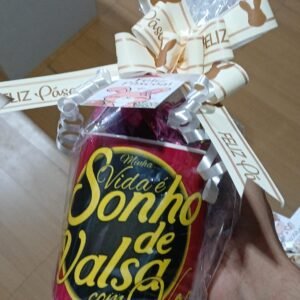 caneca de páscoa com chocolate